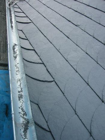 Detail Schiefer Dachtraufe